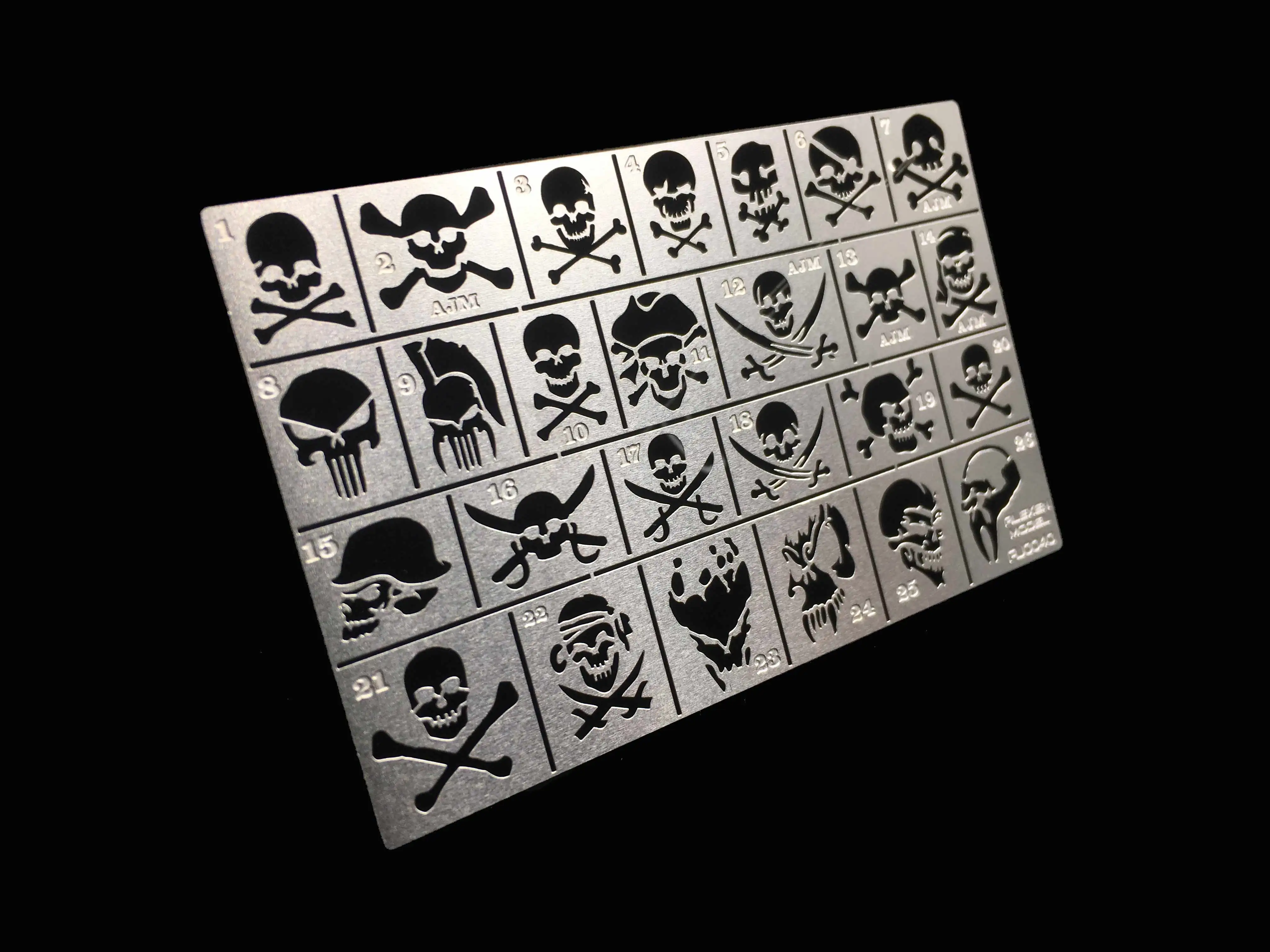 Alexen AJ0040 Череп Пиратский флаг Шаблон для рисования Трафарет Утечка Спрей Модель