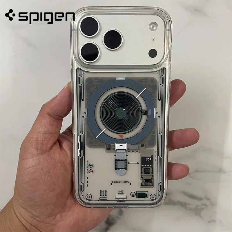 Фото Оригинальный магнитный чехол Spigen для iPhone 13, 14, 15, 16, 17 Pro Max, совместимый с беспроводной зарядкой MagSafe, для iPhone 17 Air, 16 Plus. №2