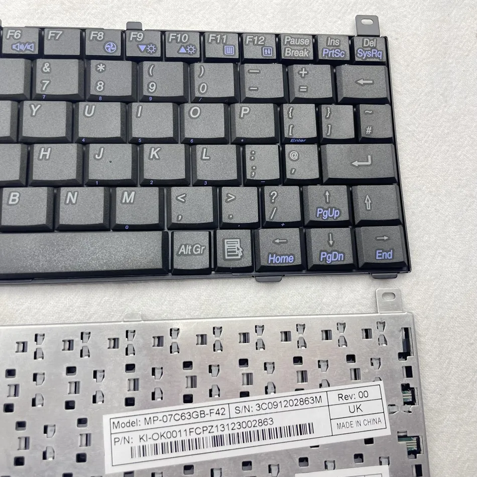 Клавиатура ноутбука Великобритании для TOSHIBA NB100 NB101 NB105 MP-07C63GB-F42 UK Layout