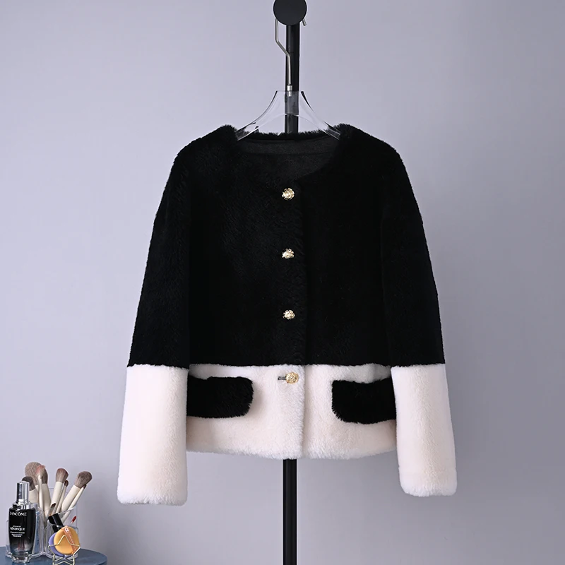 2023 Women Winter New Contrast Color Short Jackets Female Sheep Shearing Outerwear Ladies Round Neck Real Lamb Fur Coats R361