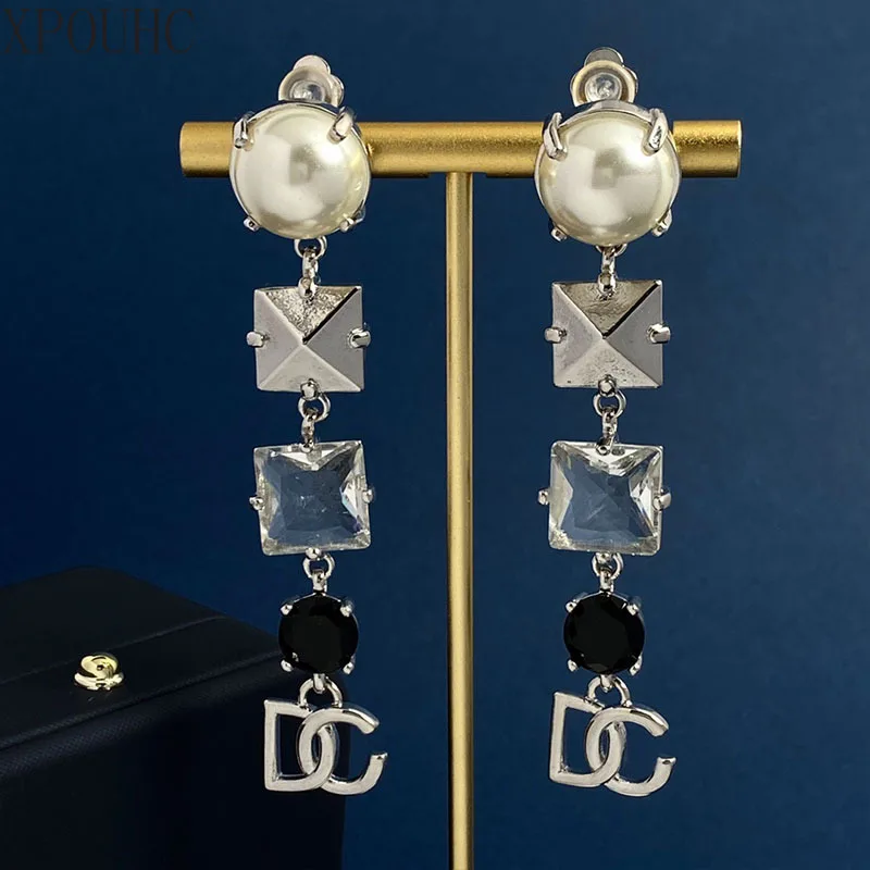 

2023 High quality retro palace style rivet square diamond round diamond letter long ear clip without ear hole earrings