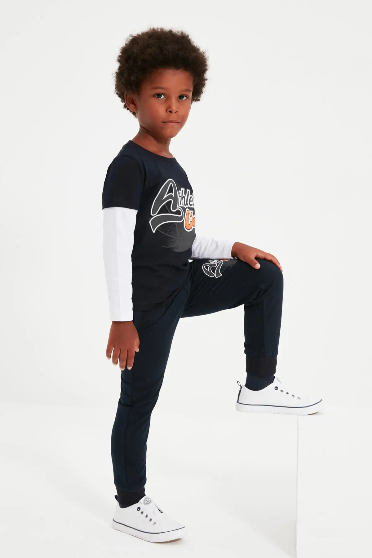 Trendyol Printed Basic Male Child Knitted Slim Tracksuit Set TKDAW22EM0082 | Спорт и развлечения