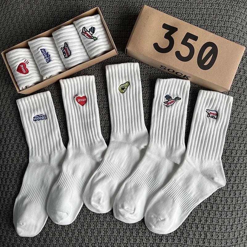 Spring Summer 4pairs/box Fashion Embroidery Free Shipping Items For Men Funny Gifts Black Middle Tube Socks