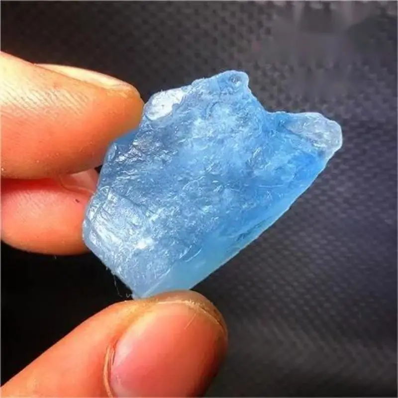 Natural Crystal Raw Ore Ice Species Marine Blue Treasure Raw Stone Carving Material Gem Bare Stone Mineral Specimen Pendant Neck