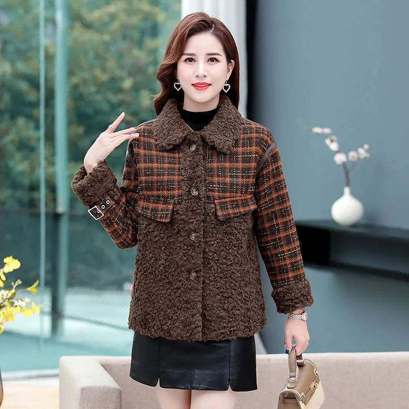 

Thickened lamb velvet jacket women's autumn winter 2022 new Korean loose fur integrated stitching woolen short top