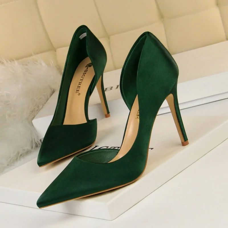 

830-3 Style Stiletto Heel Satin Shallow Mouth Pointed Side Hollow Sexy Nightclubs Thinner Pumps Women's High Heels