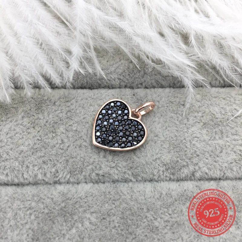 

Женское ожерелье с подвеской в виде медведя