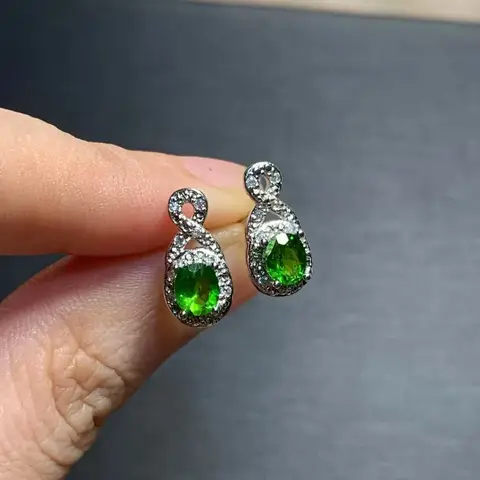 Серебряные серьги-гвоздики MM с диопсидом