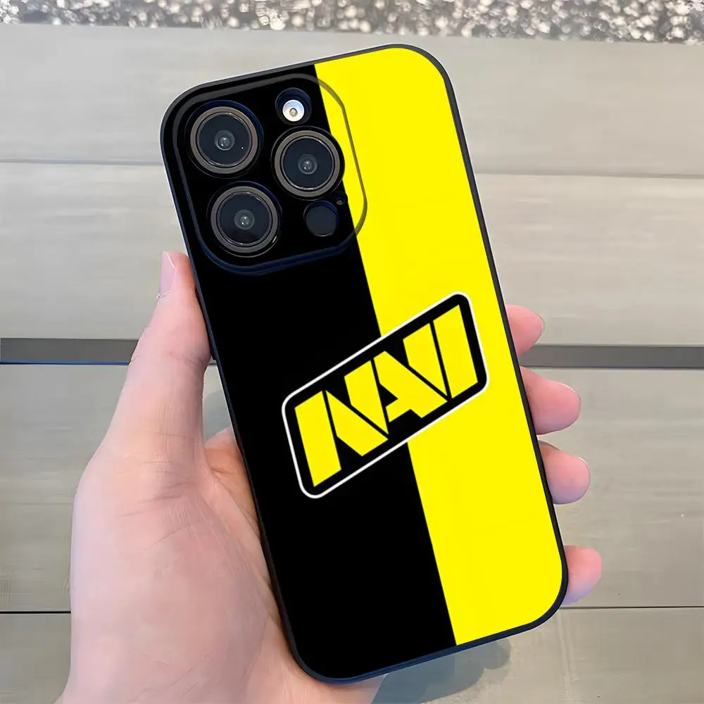 Чехол N-Natus V-Vincere Game для iPhone 17 Pro Max, 15 Pro, 16, 14 Plus, 12, 13 Mini, 11 Pro, противоударный, мягкий (art.: 3920db03fac57) - 3920db03fac57