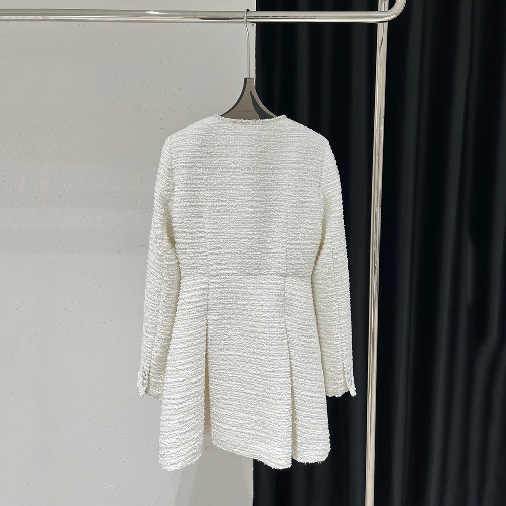 Женское платье с баской из твида длинным рукавом украшенное бисером Y2k весна 2024