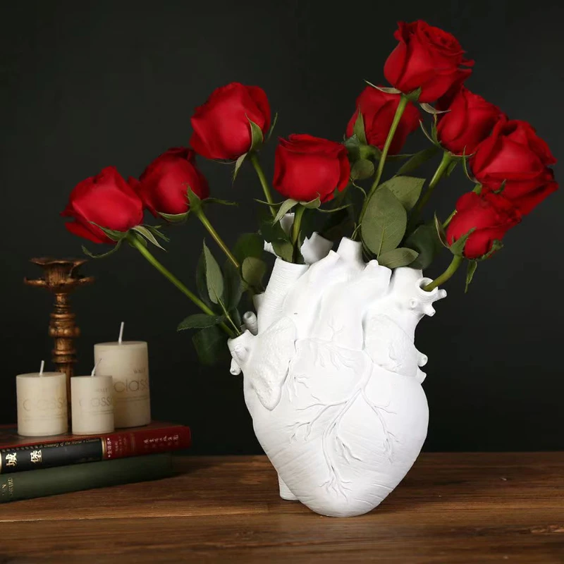 

Creative Heart Shape Resin Vase Dried Flower Container Ornament Craft Planter Pot For Office Living Room Bedroom Desktop