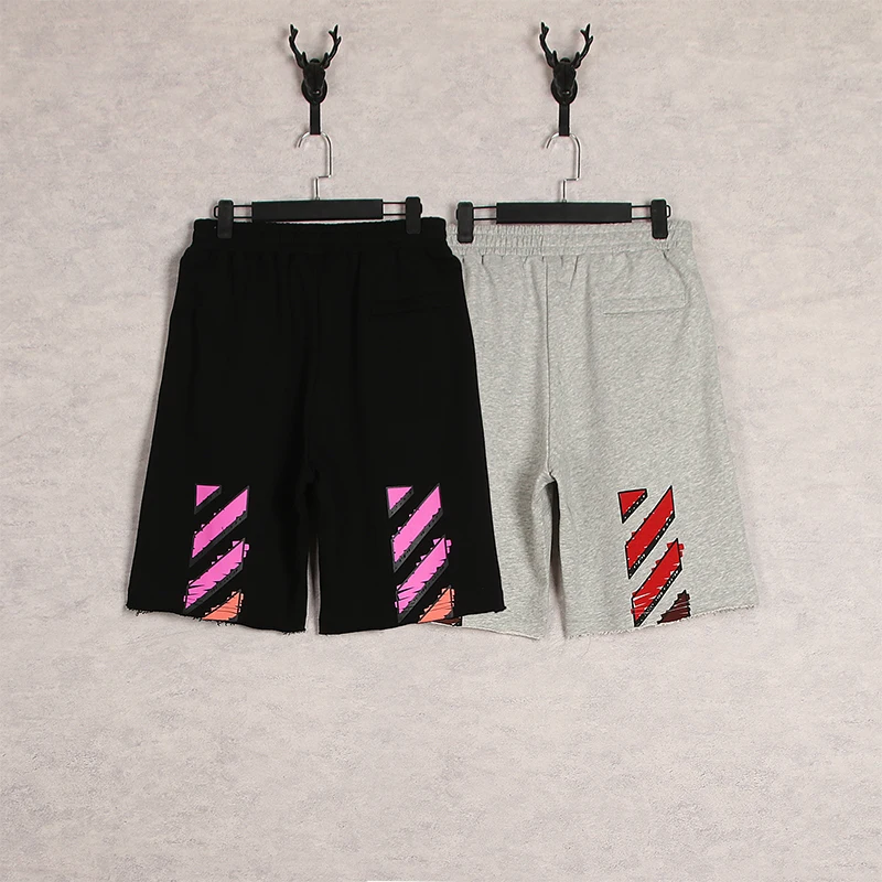 

2023 new all-match marker pen graffiti gradient color arrow men's and women's loose casual shorts