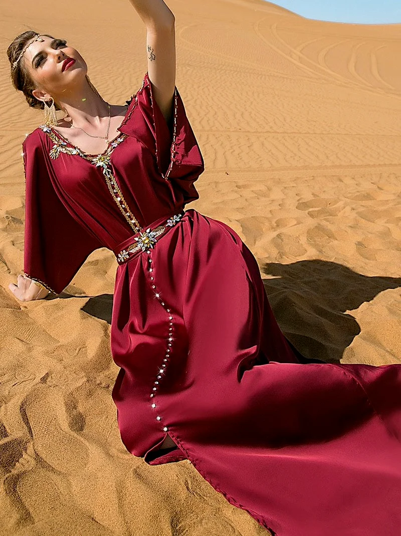 Rhinestone Evening Kaftan Women Off Shoulder Moroccan Party Caftan Satin Dress Hem Slit Muslim Arab Dubai Abaya Banquet Ramadan