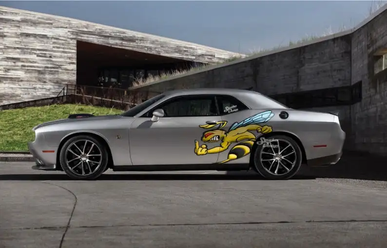 DS / PS Подходит для Super Bee Scat Pack Зарядное устройство Challenger острый злый средний палец