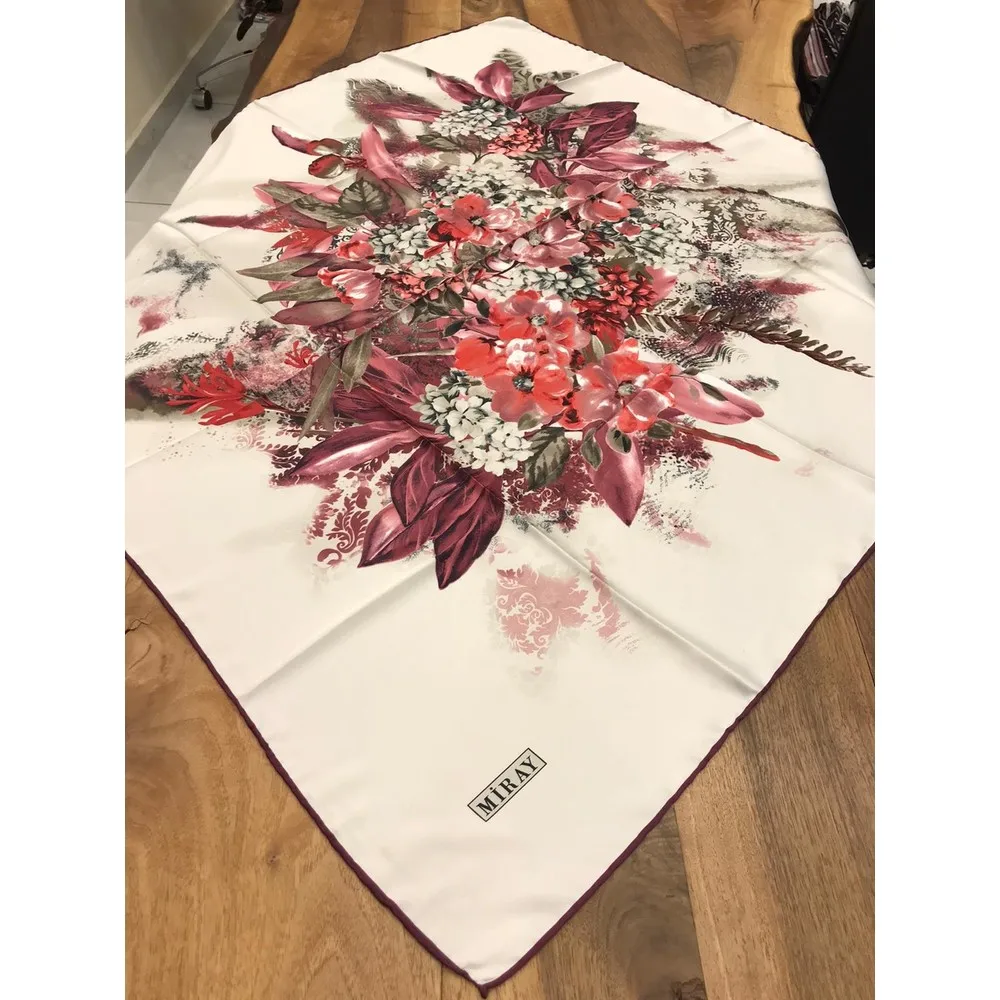 

Шарфы из вискозы Dorlie