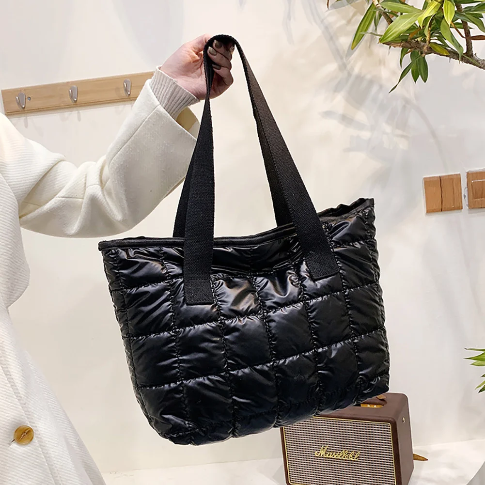 

2023 Large Tote Padded Handbags Women Nylon Cotton Padded Quilted Lattice Handbag Space Cotton Crossbody Bag Winter Purse