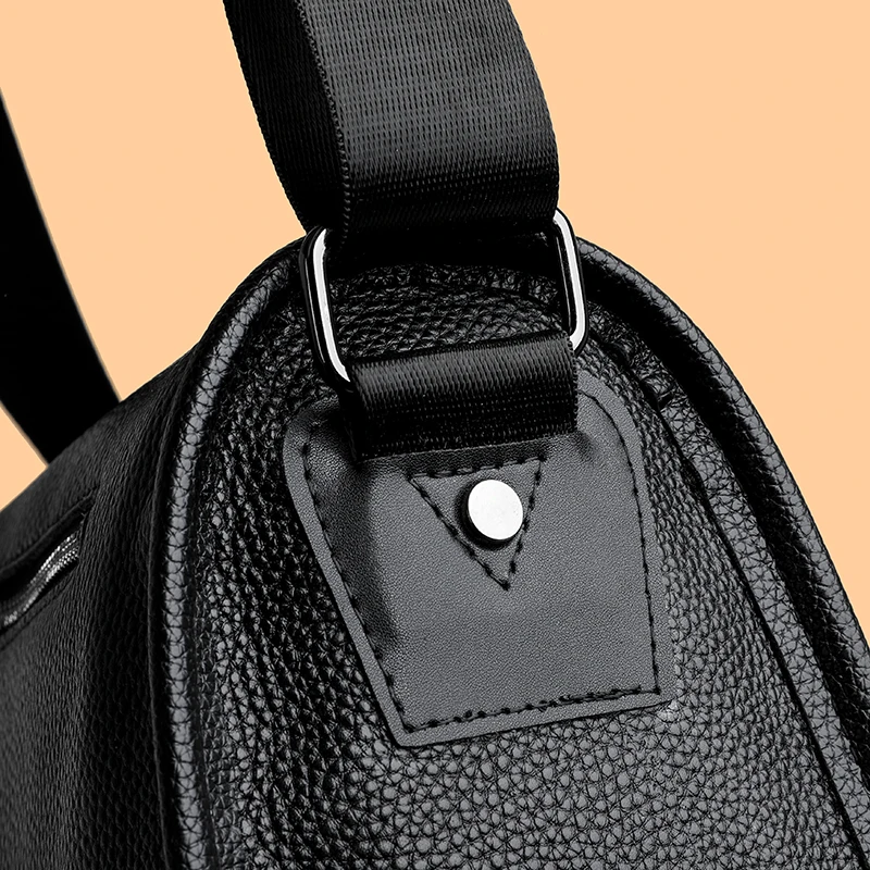 Сумка на плечо мужская из воловьей кожи