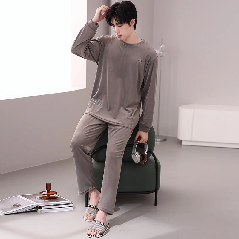 Мужские пижамы на осень и зиму бархатные большие размеры утолщенные 2024 новый