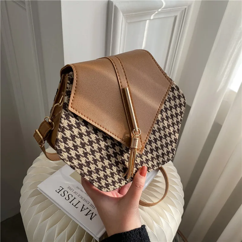 

Summer Tassel Women's Bag 2022 Fashion High Quality Bags For Women Travel Phone Pouch Shoulder Messenger Bag Beach Fanny Pack