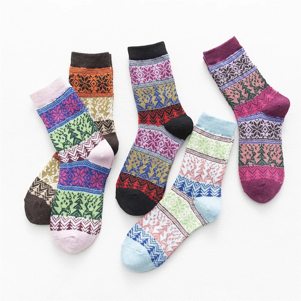 5 Pairs Autumn Winter Women Wool Socks Warmer Ethnic Style Cashmere Thermal Thicken Christmas Trees Women Socks Gifts