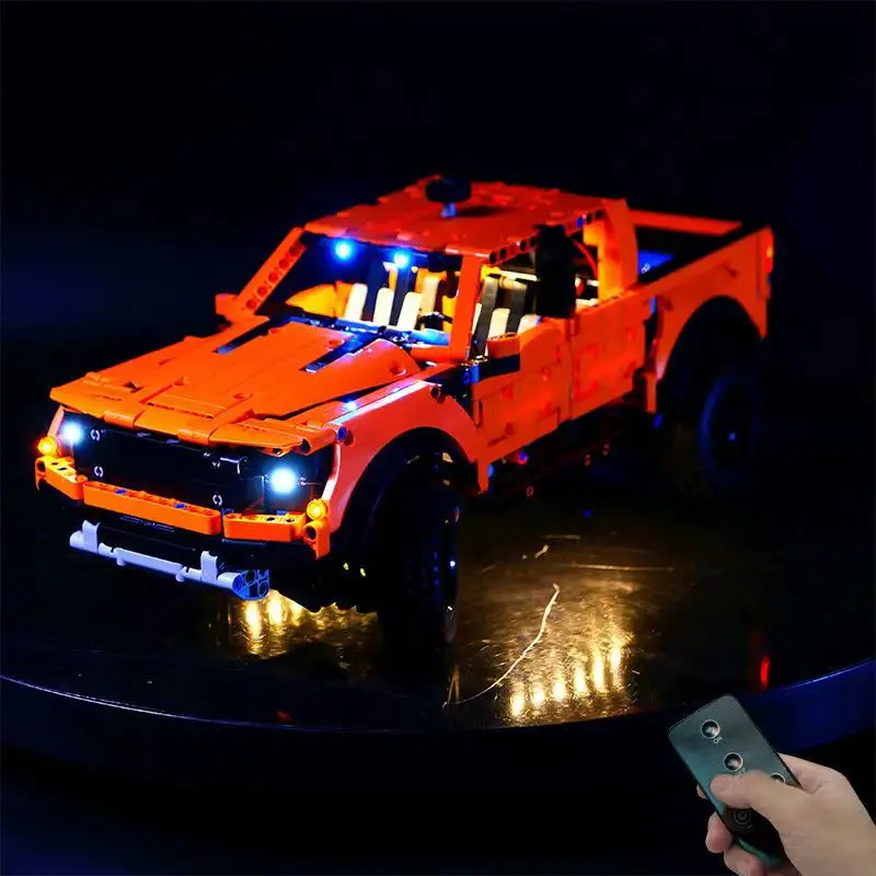 1379 шт. Детский конструктор Ford Raptors |