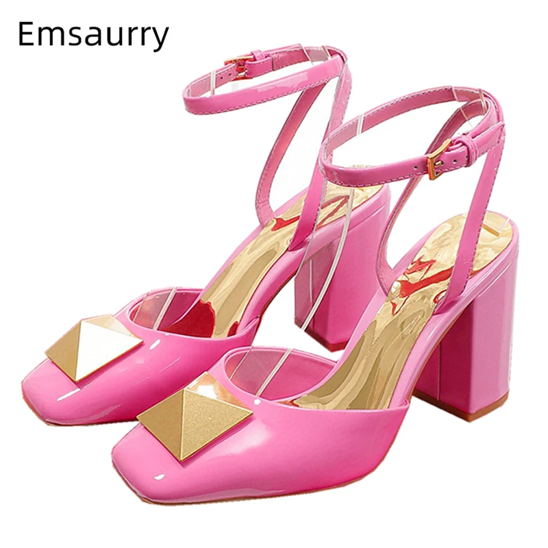 

Luxury Patent Leather Ankle Strap Sandals Women 9cm Chunky Heel Square Toe Rivet Decor Party Shoes For Girls Summer