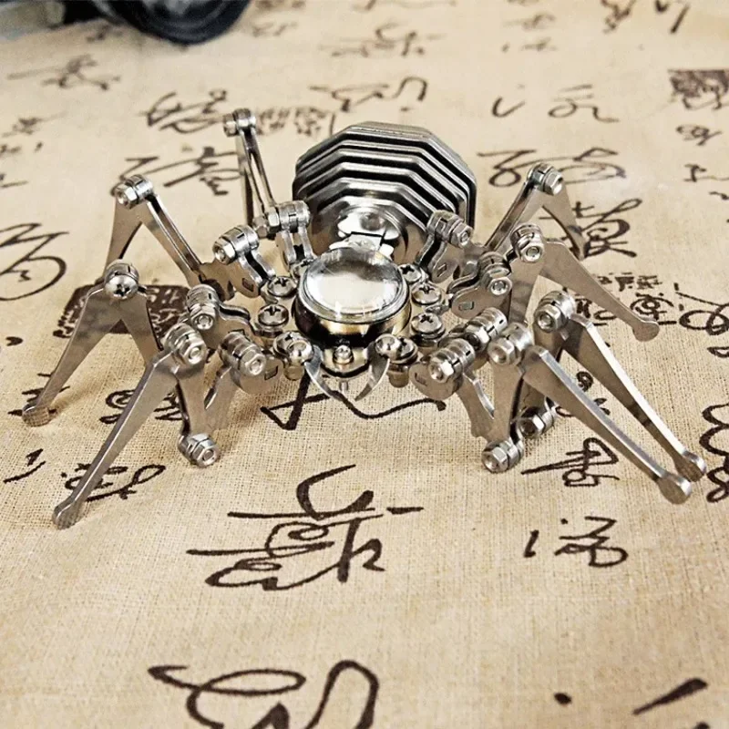 

Punk Spider Clock Creative Handmade Hands and Feet Foldable Metal Crafts Punk Spider Clock - Finished Product