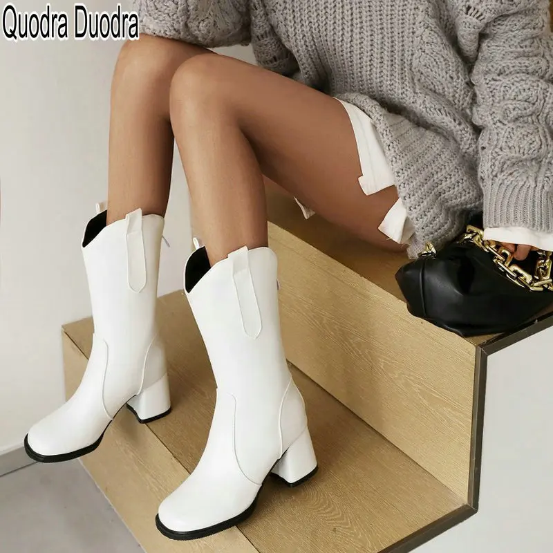 Женские ботинки новая зимняя обувь до середины икры короткие на толстом высоком
