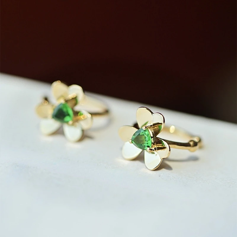 

Kawiia 925 Sterling Silver Gold-plated Clover Ear Bone Clip on Earrings Without Pierced Ears Feminine Earrings Fashion Jewelry