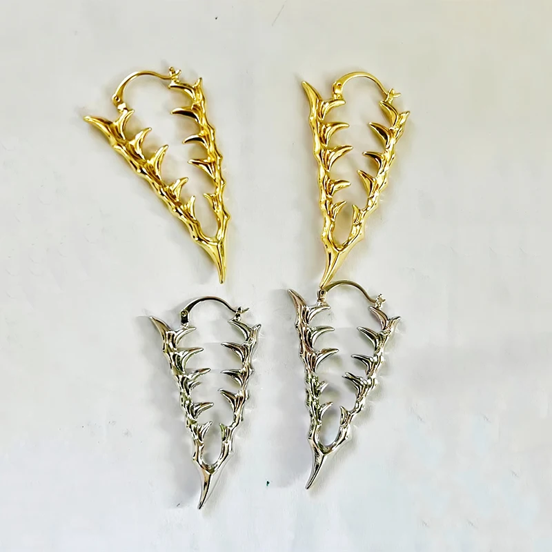 Новинка 2024 серёжки в стиле киберпанк женские и мужские ювелирные изделия