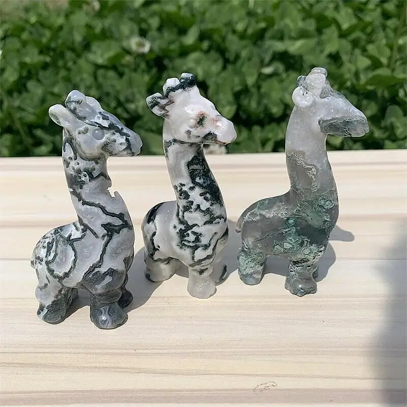 

High Quality Moss Agate Giraffe Hand Carved Crystal Crafts Reiki Animals Figurine Lucky Craft Home Room Decoration 1pcs