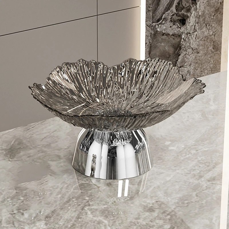 

Прозрачная стеклянная тарелка для фруктов