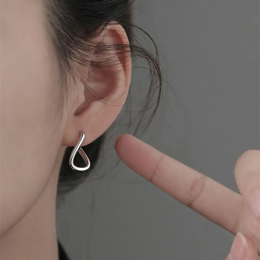 

Женские серьги-кольца из серебра 925 пробы