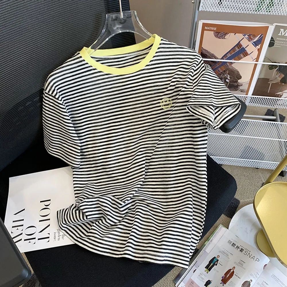 Футболка женская тонкая летняя в полоску с коротким рукавом и вышивкой 2022 |