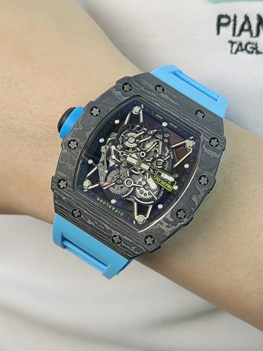 Рисунок 4 - Мужские механические часы с полностью