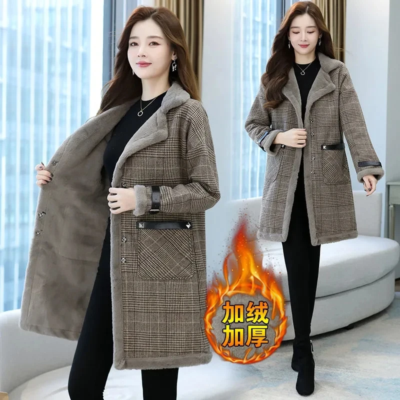 

Plaid Thicken Lamb wool Jacket Women's 2022 Autumn Winter New Korean Loose Lapel Long Cotton Coat Female Warm Parkas Overcoat