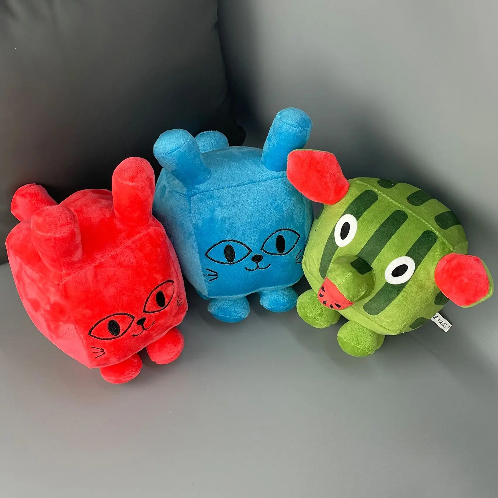 

Titanic Balloon Cat Plush Film Animation Surrounding High-Quality Children's Birthday Gifts And Holiday Gifts Plush Toys