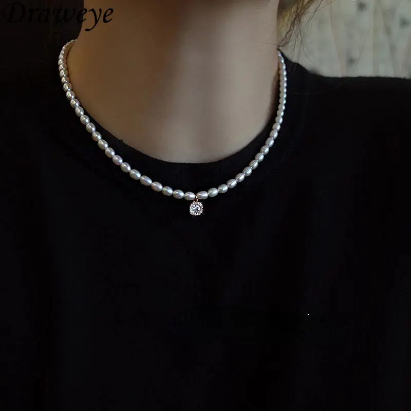 Draweye Luxury Quality Necklaces for Women Vintage Elegant Square Neck Fresh Water Pearls Jewelry Chokers Pendant Necklace