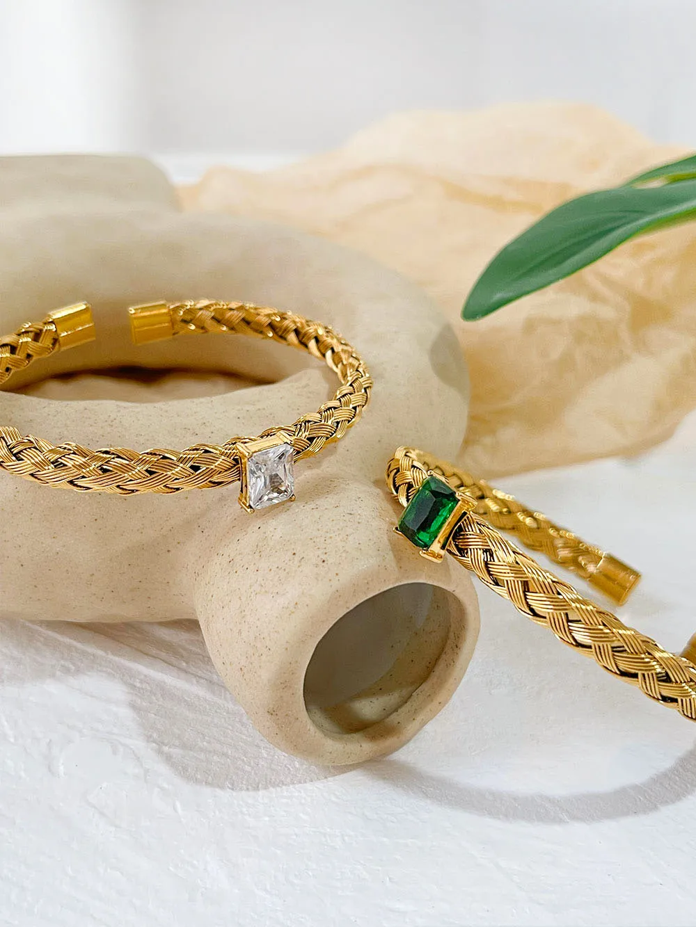 Незамкнутый Плетеный Браслет-манжета Peri'sbox с квадратным драгоценным камнем из