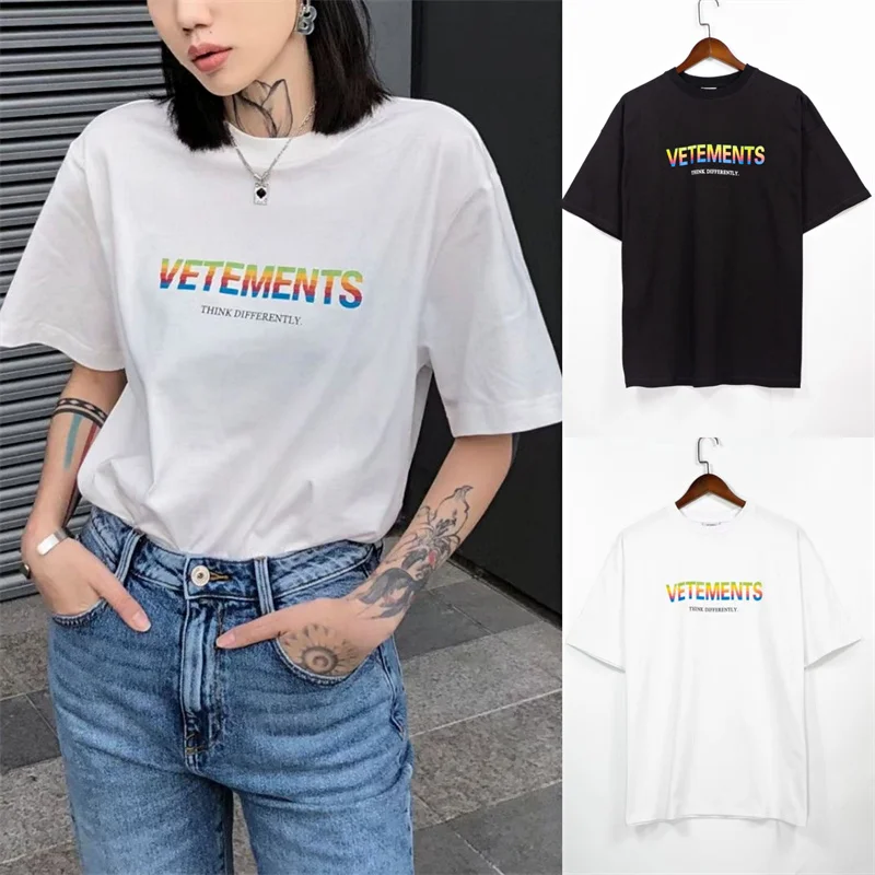 

Oversized Vetements 1:1 High Quality Rainbow Gradient Letter Print Short Sleeve Cotton Crew Neck T-Shirt for Men and Women