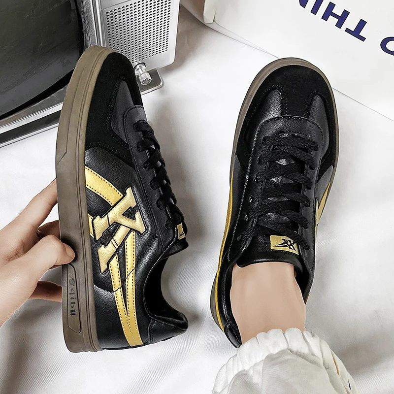 Мужские беговые кроссовки из светлой замши Классические повседневные комфортные дышащие кеды для активного отдыха на открытом воздухе.