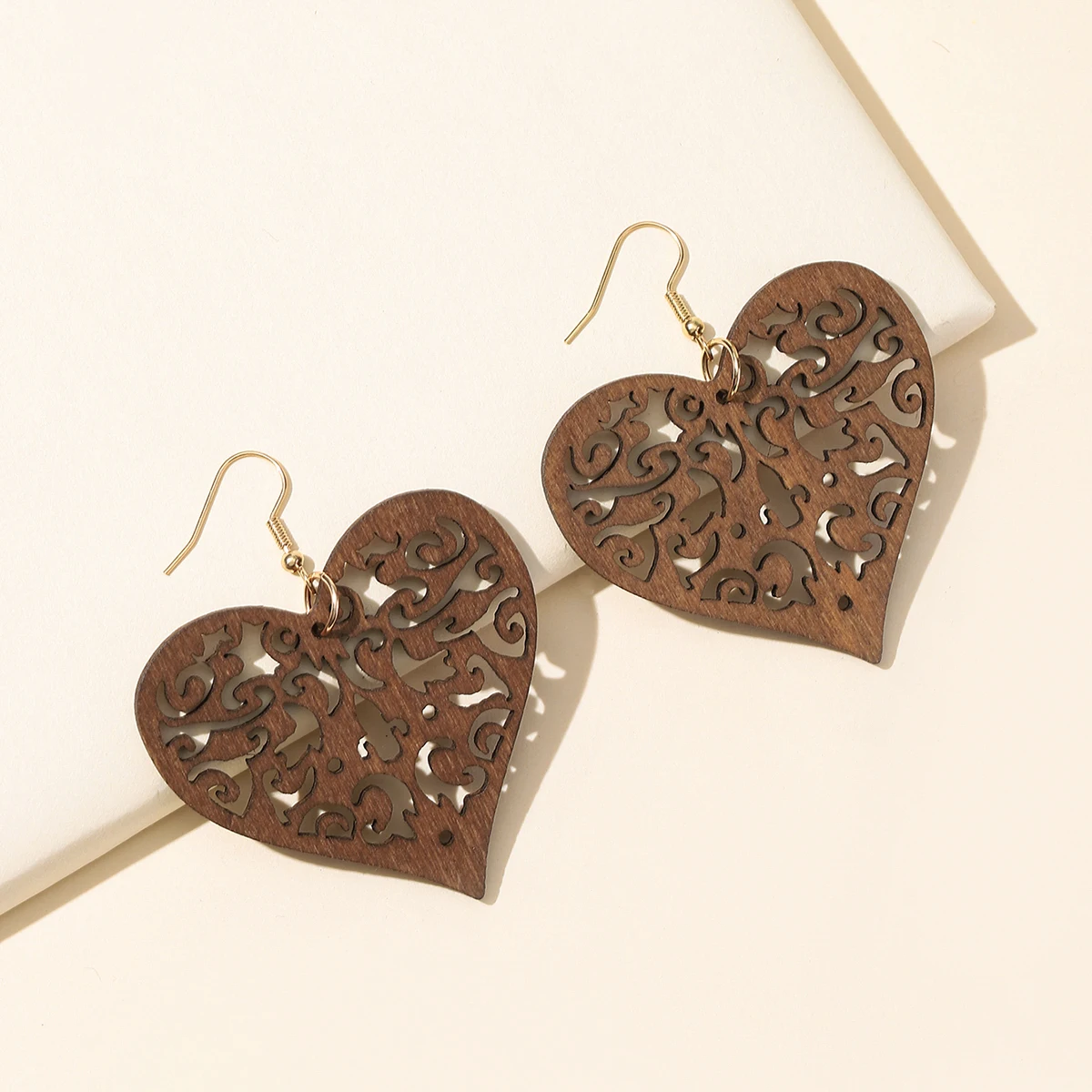 

Fashion Heart Shape Hollow Wood Earrings Drop Earrings Women Bohemia EthnicJewelry Accessories Gift