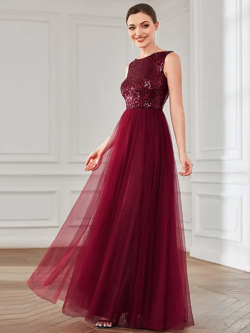 

Gorgeous Evening Dresses Sleeveless Round Neck Bareback 2022 ever pretty of A-line silhouette Chiffon Burgundy Bridesmaid dress