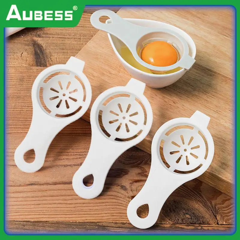 

Plastic Separates Sieve Mini Eggs Tool Kitchen Baking Egg Yolk Protein Separator Convenient New With Silicone Holder Egg Spoon