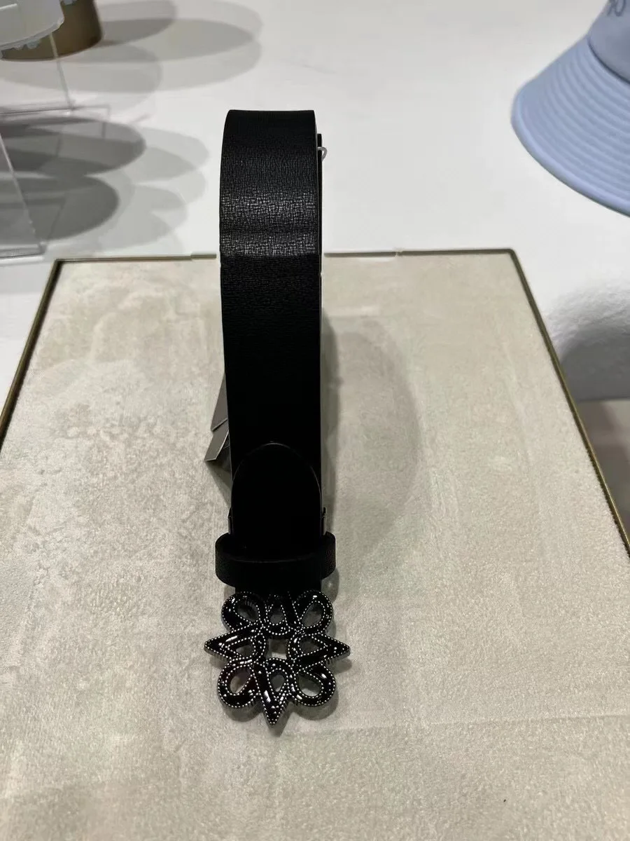 New Golf Women's Belt Sports Leisure Versatile Golf Belt Top Layer Cowhide Fashion Versatile Durable Outdoor