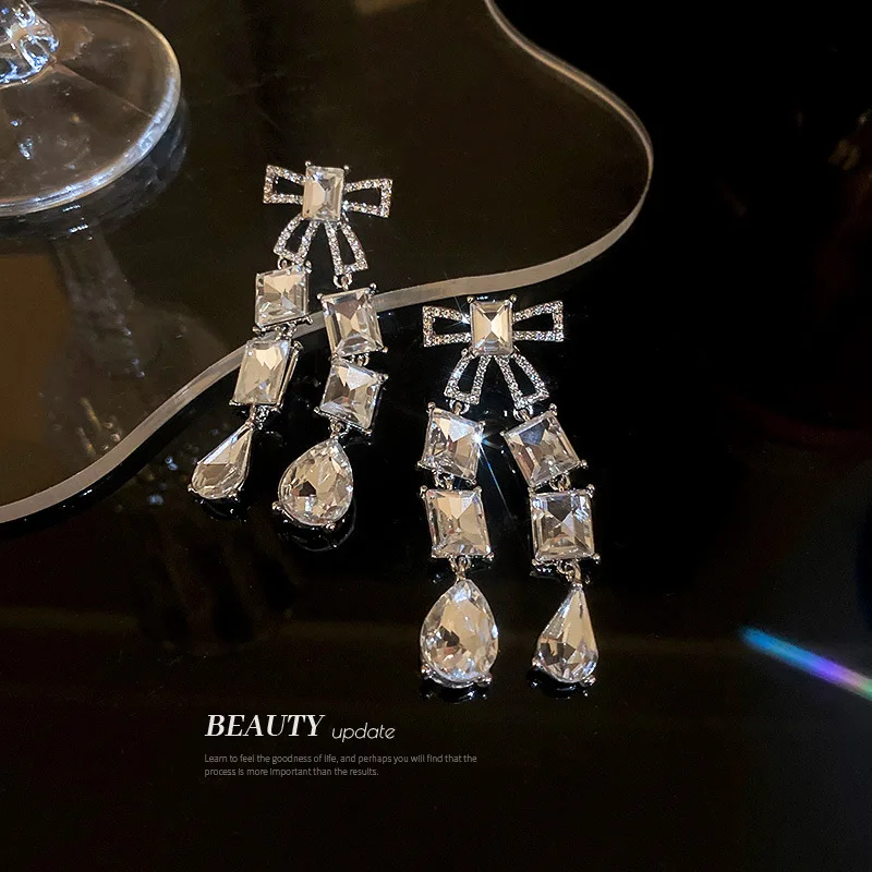 

Minar Luxury Spark Rhinestone Long Tassel Earring for Women Hollow Bowknot Water Drop Square Crystal Drop Earrings Party Jewelry