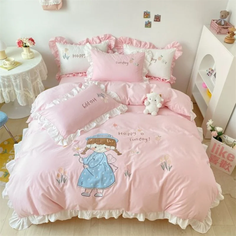 

Набор из четырех предметов в стиле принцессы из чистого хлопка с вышивкой, высококачественное хлопковое стеганое одеяло с краем лотоса, про...