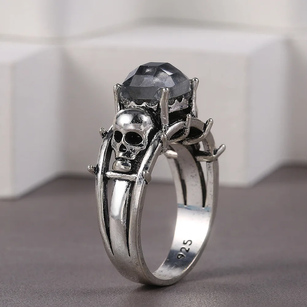 

Fashion Punk Gothic Jewelry Artificial Crystal Double Skull Ring Ladies Men Hip Hop Party Jewelry Gift Wholesale