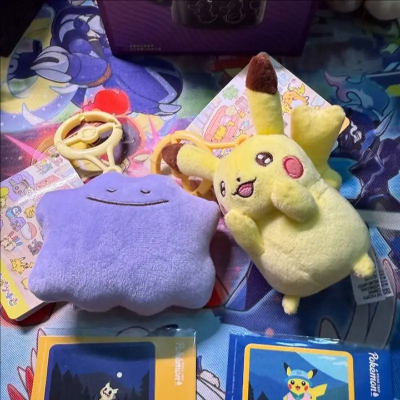 Фото Подлинное PokéMon, серия различных личностей, Пикачу, плюшевое одеяло с подвеской в стиле аниме, коллекционные игрушки для девочек, подарок на день рождения №3