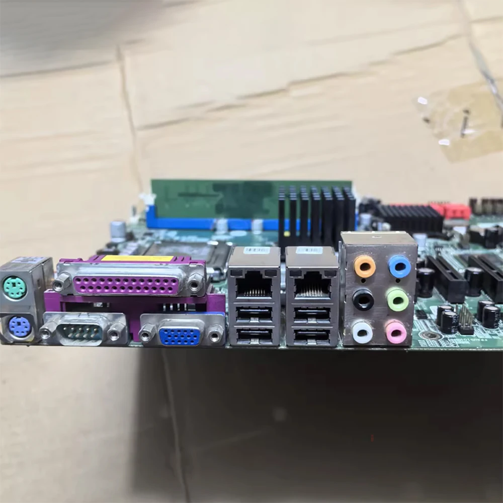 IMBA-XQ354-R11 Для промышленной материнской платы IEI IMBA-XQ354-R11-NOCB-BLUCK